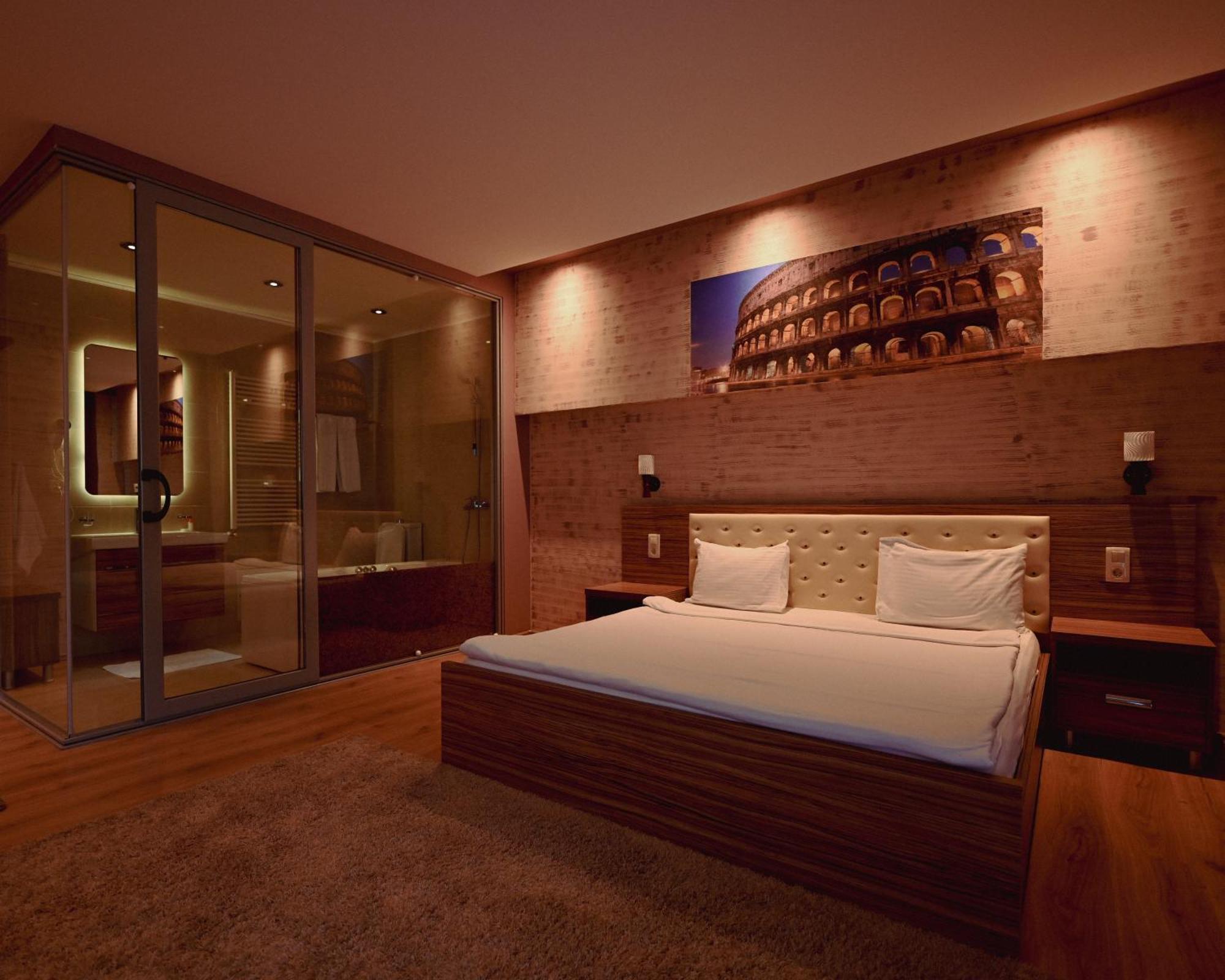 Gjakova Hotel La Villa מראה חיצוני תמונה