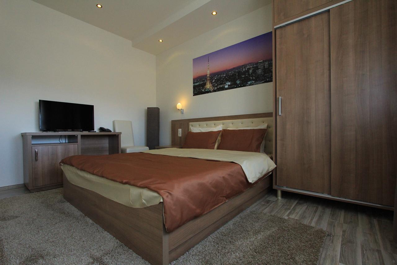Gjakova Hotel La Villa חדר תמונה