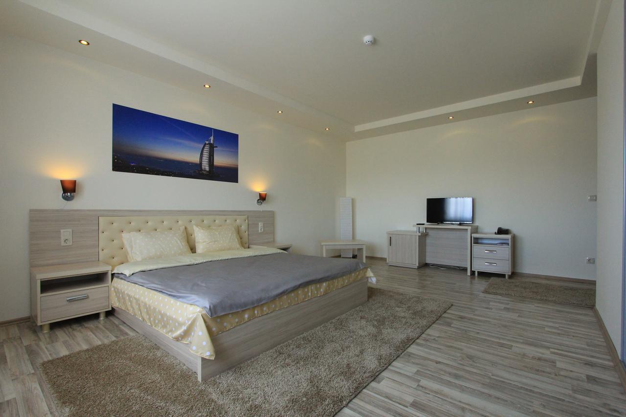 Gjakova Hotel La Villa חדר תמונה